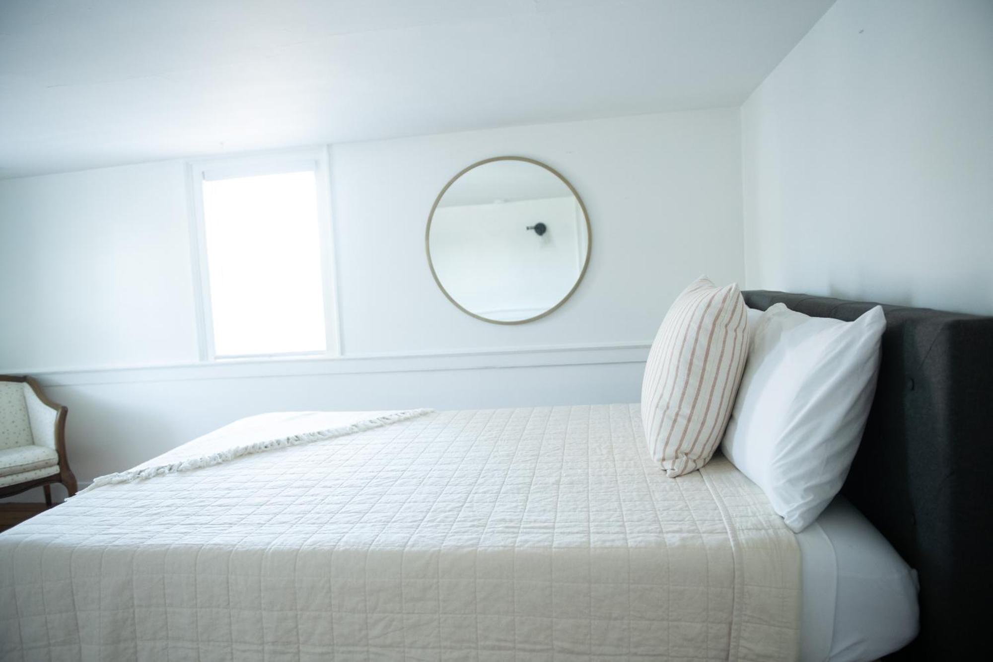 The Carriage House At 3*